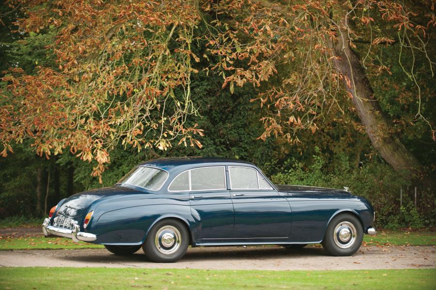  Bentley S3 Continental Saloon by James Young 1963 года  (фото 4 из 15)